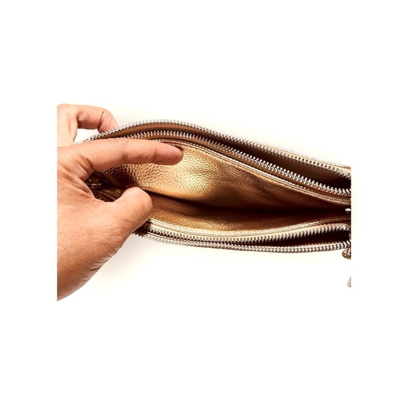 Nine West Metallic Gold Crossbody adjustable Strap bag/ Purse, party wedding - Picture 10 of 11